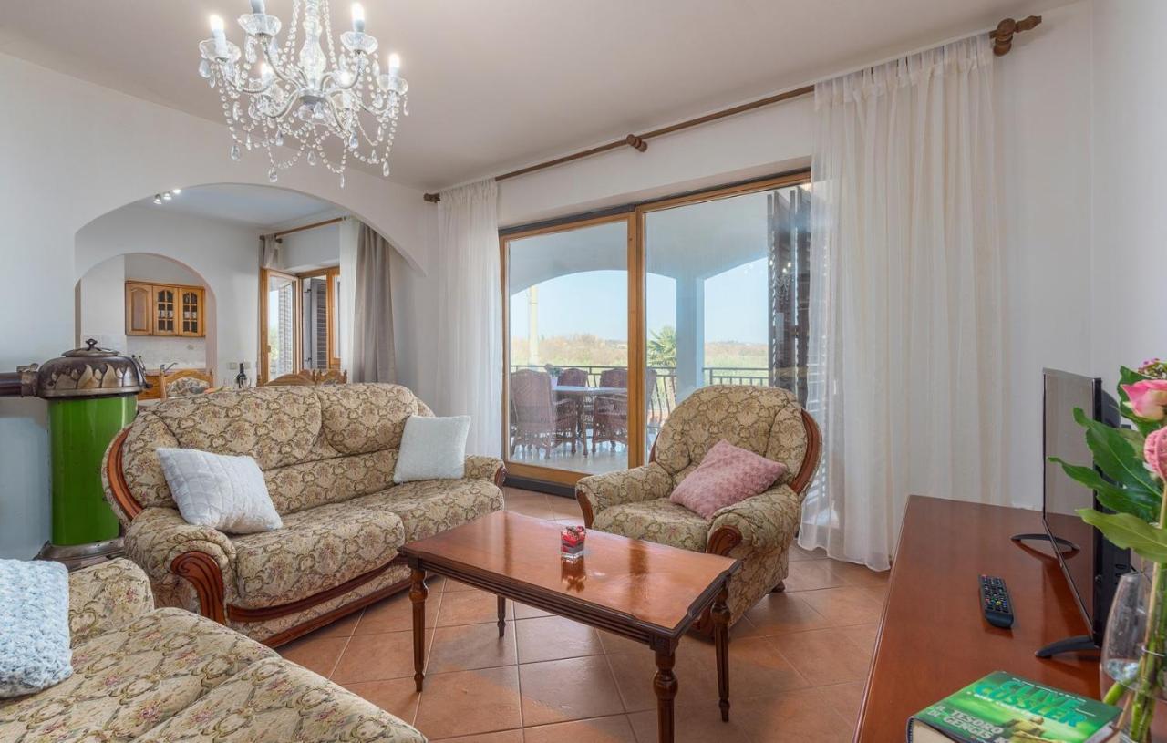 Apartmani Katalin Musalez Chambre photo